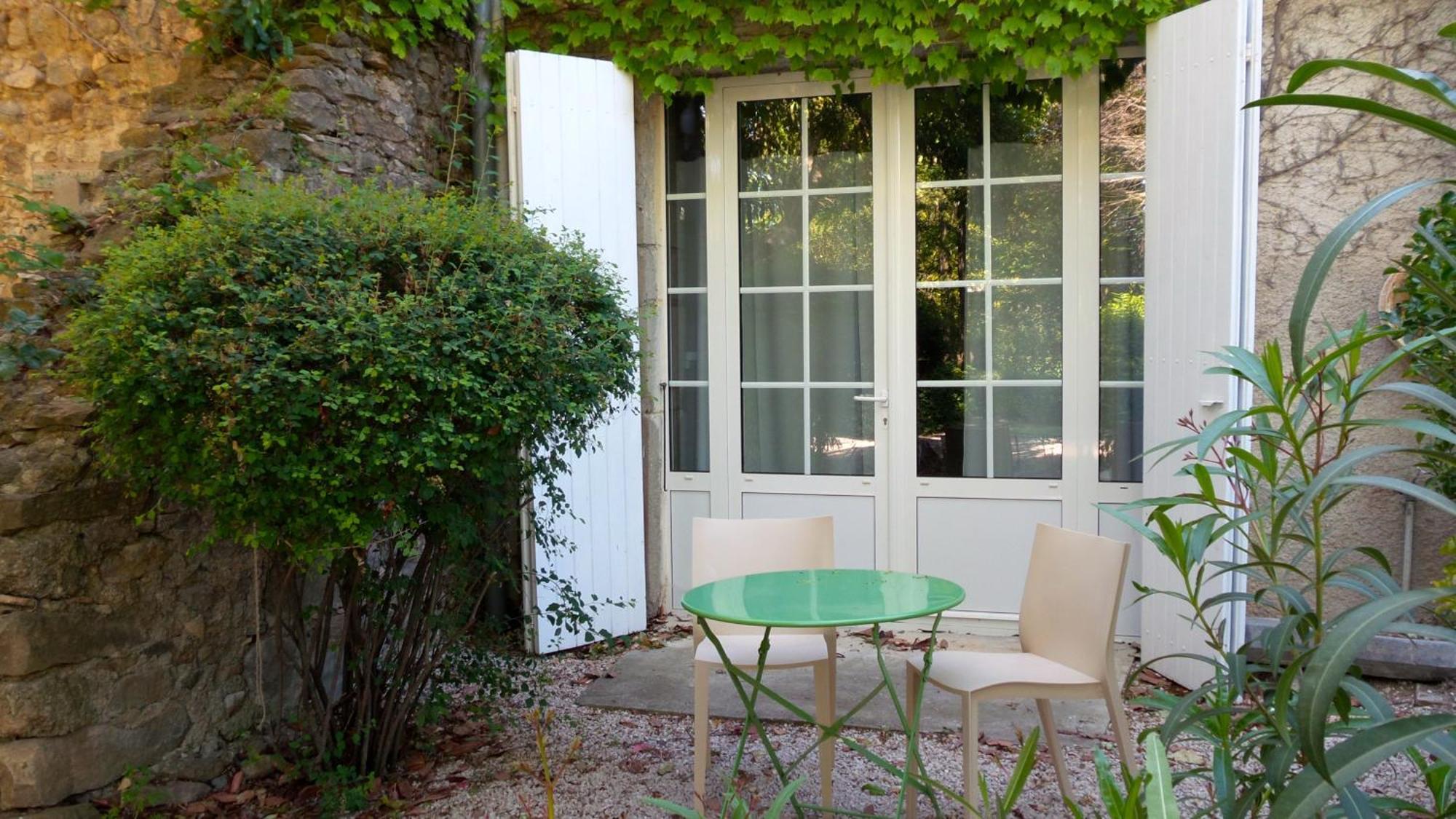 Chateau Le Vergel Authenac Ginestas Rum bild